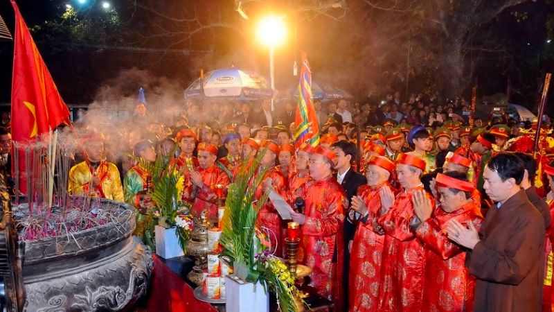 Lễ hội khai ấn tại đền Trần