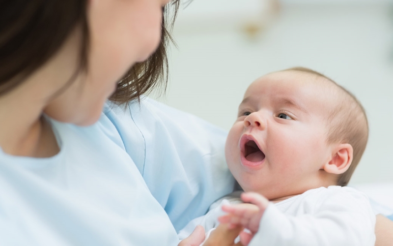 Bé phát triển như thế nào ở tuần tuổi 15?