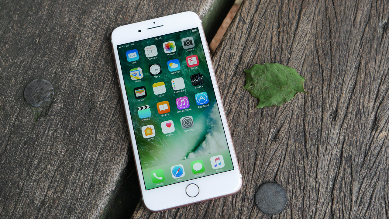 Lộ tin iPhone 7 Plus có sạc không dây, vỏ chống nước