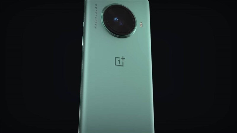 OnePlus 12 Pro có gì mới: Dùng Snapdragon 8+ Gen 2, màn hình 2K+