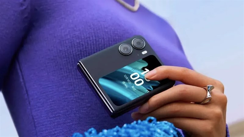 OPPO Find N2 Flip OPPO Find N2 Flip