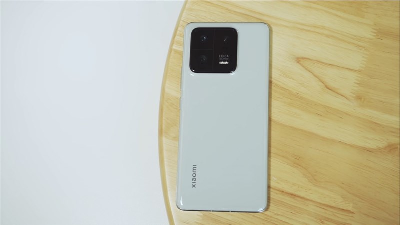 Nhờ vào hiệu năng mạnh mẽ này mà tác giả tin rằng Xiaomi 13 Pro thậm chí đã làm lu mờ nhiều điện thoại gaming khác trên thị trường.