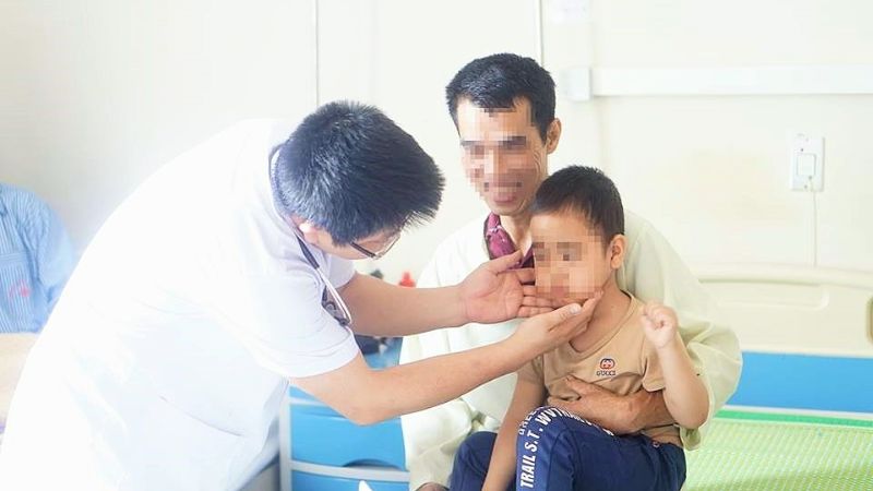 Nguyên nhân chủ yếu là do u tuyến yên, suy vỏ thượng thận, quá liều corticoid