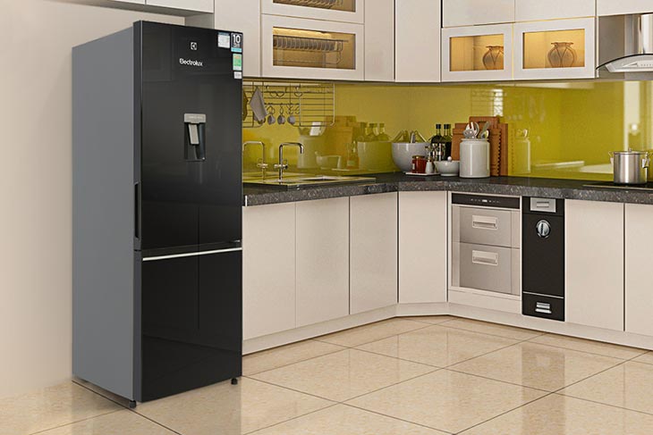 Lý do nên mua tủ lạnh Electrolux có lấy nước ngoài tiện lợi