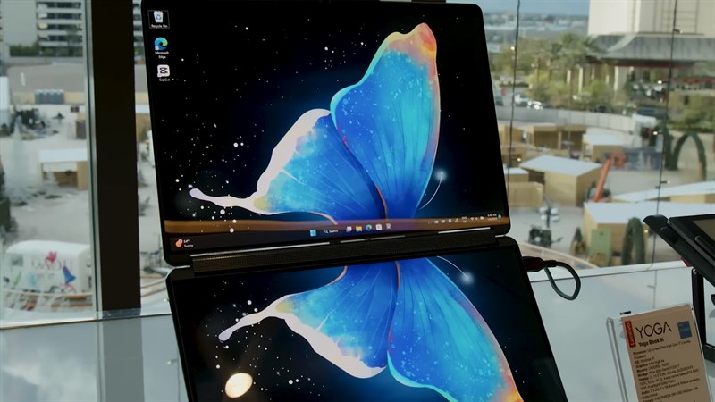 Trên tay Lenovo Yoga Book 9i: Màn hình kép độc lạ, Intel Core Gen 13 Trên tay Lenovo Yoga Book 9i: Màn hình kép độc lạ, Intel Core Gen 13