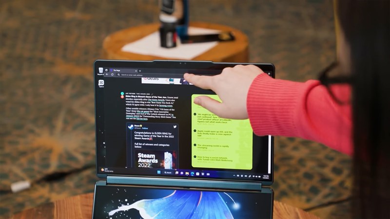 Lenovo Yoga Book 9i được trang bị vi xử lý Intel Core i7 dòng U thế hệ 13 mạnh mẽ Lenovo Yoga Book 9i được trang bị vi xử lý Intel Core i7 dòng U thế hệ 13 mạnh mẽ