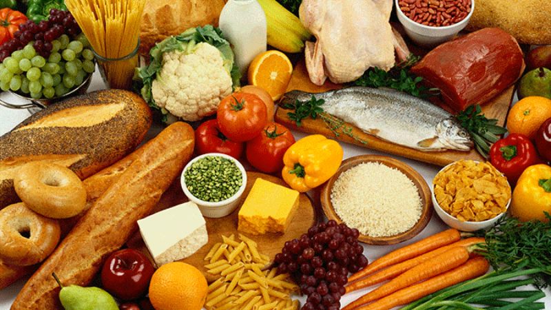 Cẩn thận khi mua thực phẩm chế biến sẵn từ các cơ sở kinh doanh thực phẩm nhỏ lẻ Cẩn thận khi mua thực phẩm chế biến sẵn từ các cơ sở kinh doanh thực phẩm nhỏ lẻ