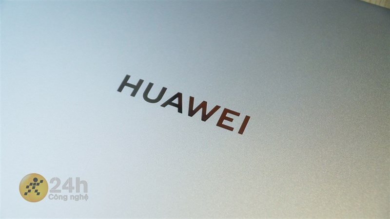 Trên tay Huawei Matebook D16 tại Việt Nam