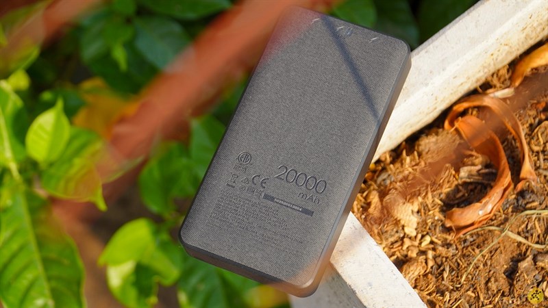 Power Bank là một phụ kiện đáng để sở hữu.