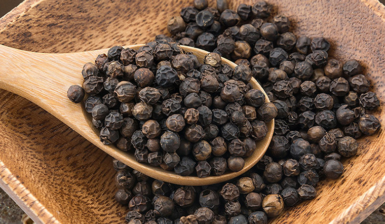 Giá tiêu hôm nay 11/1/2023: Tăng 500 đồng, dao động 58.000 - 60.500 đồng/kg