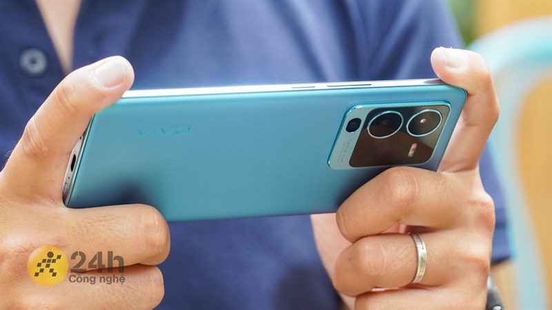 Vivo V25 Pro được trang bị con chip Dimensity 1300 khá tốt trong tầm giá