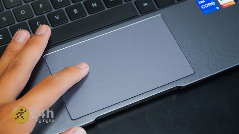 Trên tay Huawei Matebook 14 2022 tại Việt Nam Trên tay Huawei Matebook 14 2022 tại Việt Nam