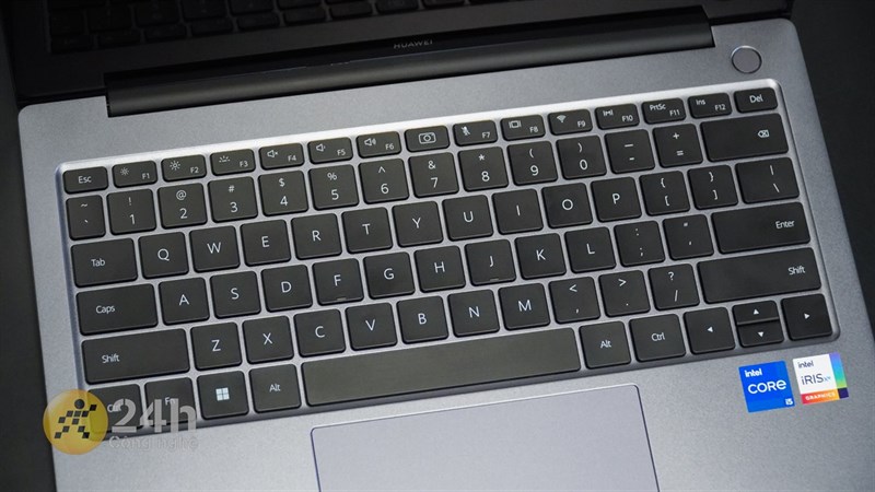 Trên tay Huawei Matebook 14 2022 tại Việt Nam Trên tay Huawei Matebook 14 2022 tại Việt Nam