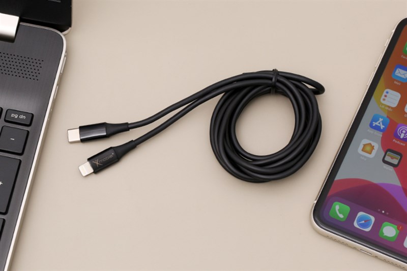  Cáp Type C - Lightning 2 m Xmobile CL-PD01-2000 Đen giảm 20%