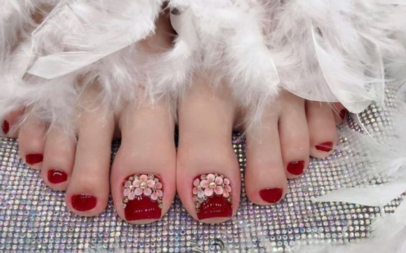 Mẫu nail chân đính đá trơn đẹp