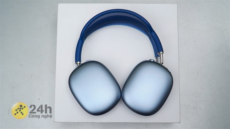 Trên tay AirPods Max