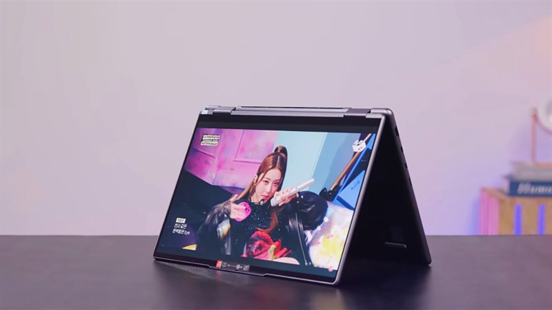 Laptop Lenovo Yoga đồng giảm từ 10%, săn coupon giảm thêm đến 500K