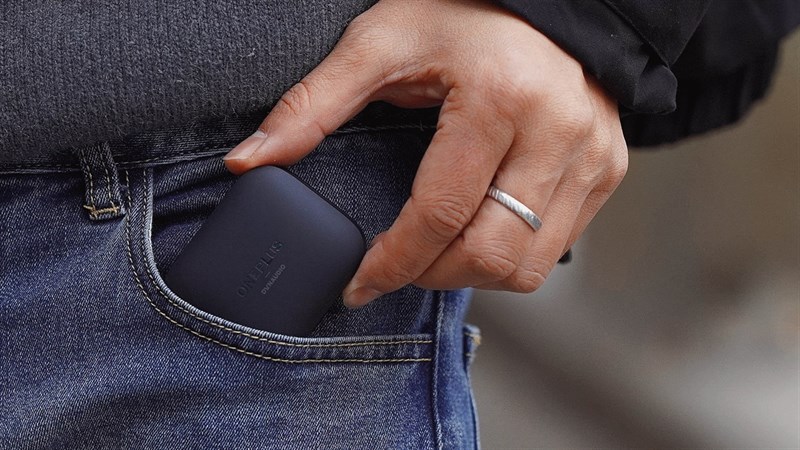 Trên tay OnePlus Buds Pro 2: Thiết kế cá tính, pin dùng đến 39 tiếng