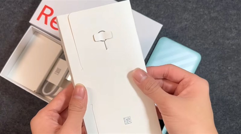 Trên tay Redmi 12C Trên tay Redmi 12C