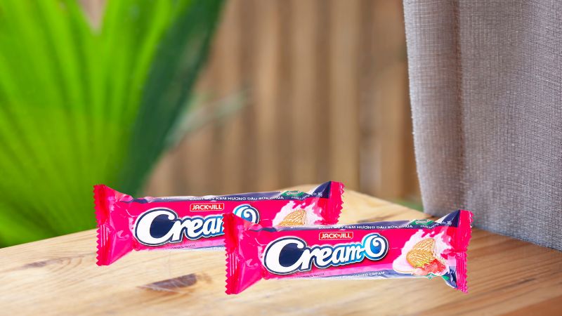 Bánh quy dâu sữa chua Cream-O