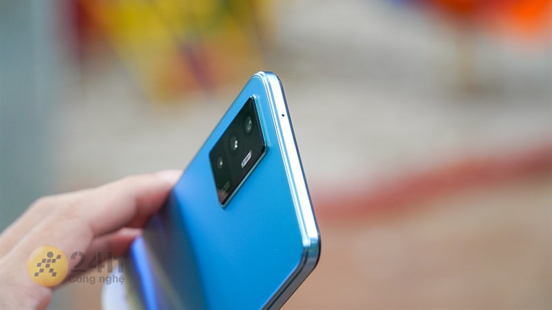 Giảm tận 2 triệu, các tín đồ mê điện thoại mỏng nhẹ không thể bỏ qua