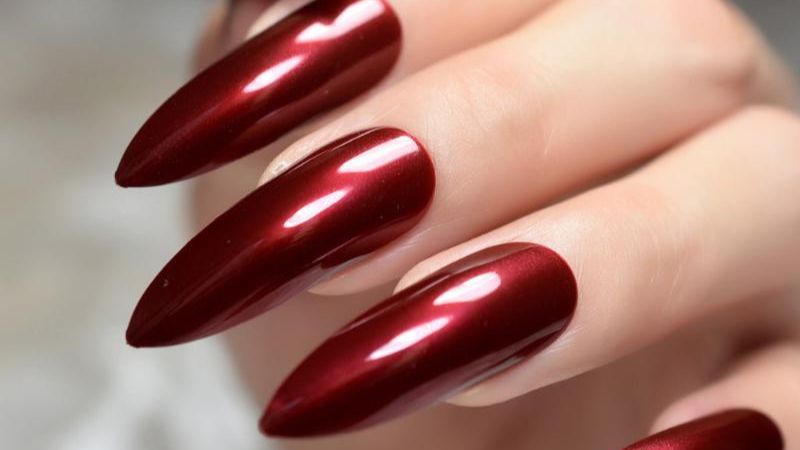 Nail metallic đỏ