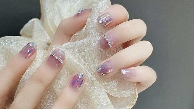 Nail tím thạch đính đá đáng yêu