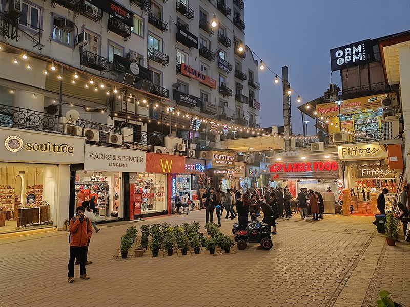 Ảnh chụp bởi camera của Redmi Note 12 Pro+ ở điều kiện chụp đêm