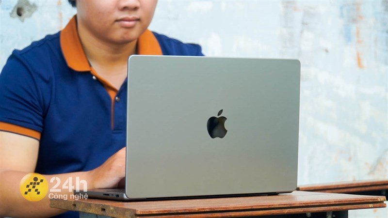 MacBook Pro 14 inch 2023 là một thiết bị rất đáng mua trong thời điểm hiện tại MacBook Pro 14 inch 2023 là một thiết bị rất đáng mua trong thời điểm hiện tại