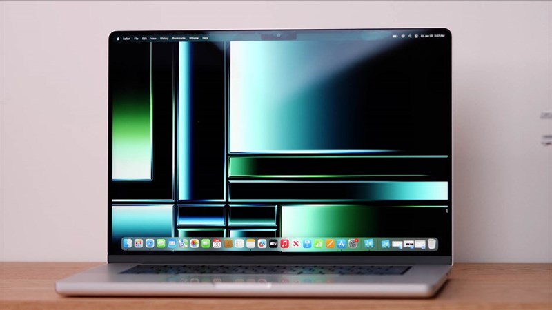 Trên tay MacBook Pro 14 inch 2023