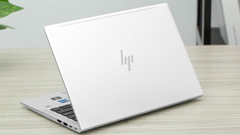 Laptop HP đáng mua năm mới Laptop HP đáng mua năm mới