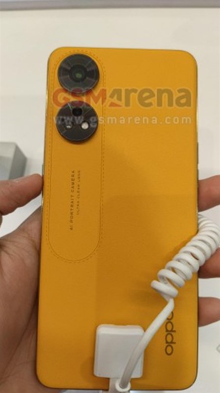 Mặt lưng da được cho là của OPPO Reno8 T 4G