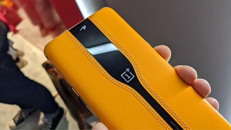 OnePlus Concept Two sẽ được trang bị bộ nhớ RAM 8 GB hoặc 12 GB cùng hai tùy chọn bộ nhớ trong lần lượt là 128 GB và 256 GB.