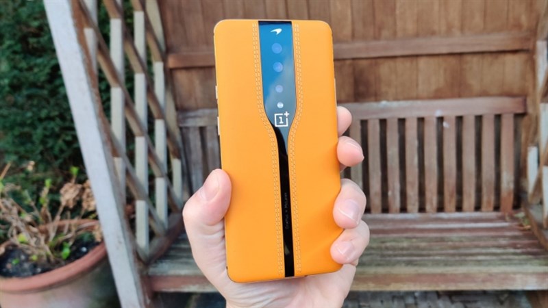 Tính năng này sẽ đóng vai trò là một bộ lọc mật độ trung tính (ND).