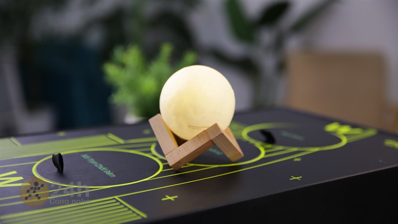 Sang trọng, cao cấp, hấp dẫn là những mỹ từ miêu tả bộ quà Samsung Galaxy S Mới 2023