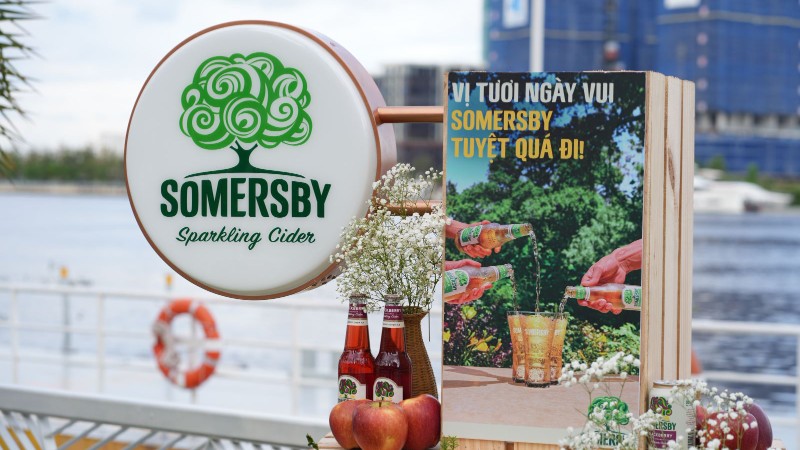 Nước táo lên men Somersby - thức uống mới lạ cho dịp Tết