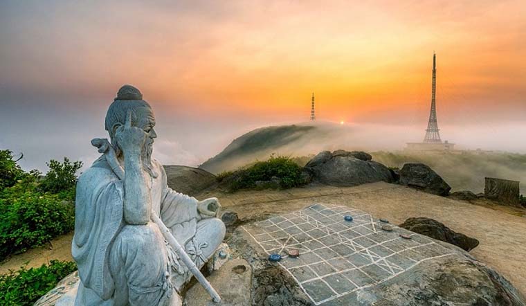 Kinh nghiệm du lịch đỉnh Bàn Cờ, Đà Nẵng từ A - Z