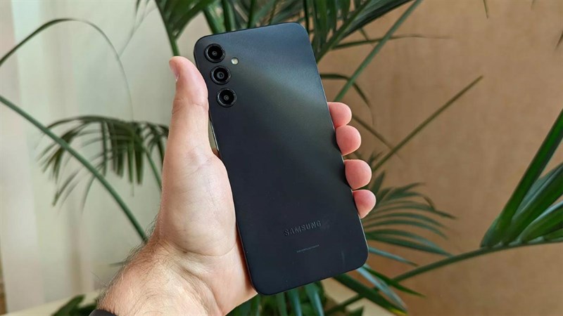 Thoạt nhìn, ảnh render Galaxy M14 5G cho thấy thiết kế gần giống với Galaxy A14 5G
