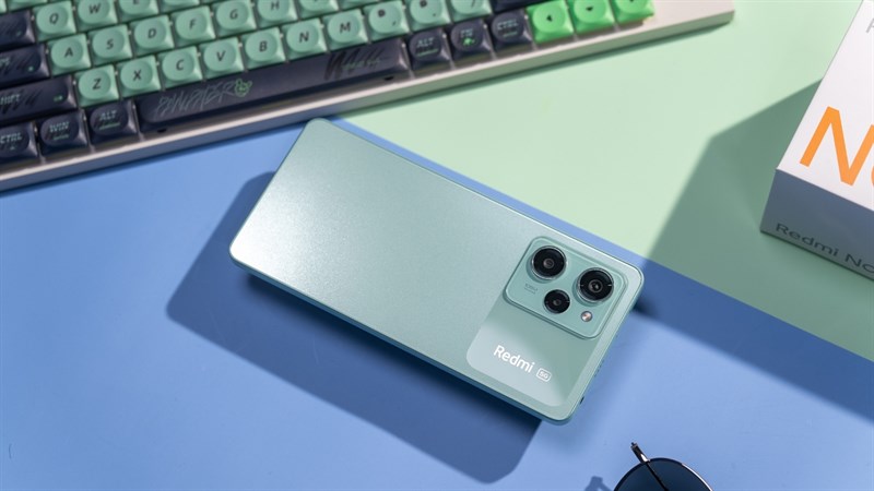 Redmi Note 12 Pro Speed Edition hiện được bán ra tại thị trường Trung Quốc với mức giá từ 5.9 triệu đồng.