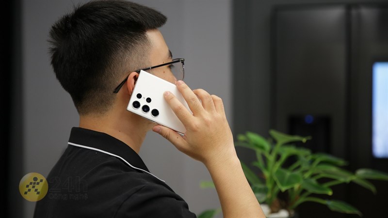 Galaxy S23 Ultra được trang bị pin 4.700 mAh giúp mang đến thời lượng sử dụng lâu dài hơn Galaxy S23 Ultra được trang bị pin 4.700 mAh giúp mang đến thời lượng sử dụng lâu dài hơn