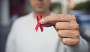 Dấu hiệu nhiễm HIV ở nam giới theo từng giai đoạn mà bạn nên biết