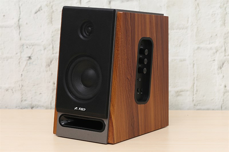 Loa nghe nhạc giảm sốc đến 50%, chill nhạc thả ga chẳng lo về giá! Loa nghe nhạc giảm sốc đến 50%, chill nhạc thả ga chẳng lo về giá!