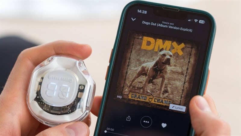 Khả năng kết nối của Acefast Crystal (2) Earbuds T8 cũng rất tốt.