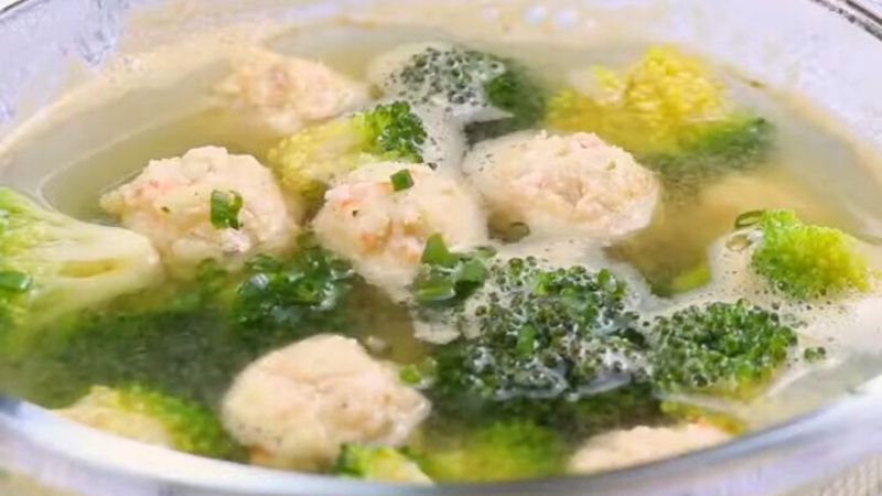 How to make cauliflower soup to cook shrimp with lotus seed balls
