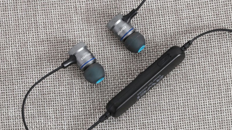 Tai nghe xả kho đáng mua Tai nghe xả kho đáng mua