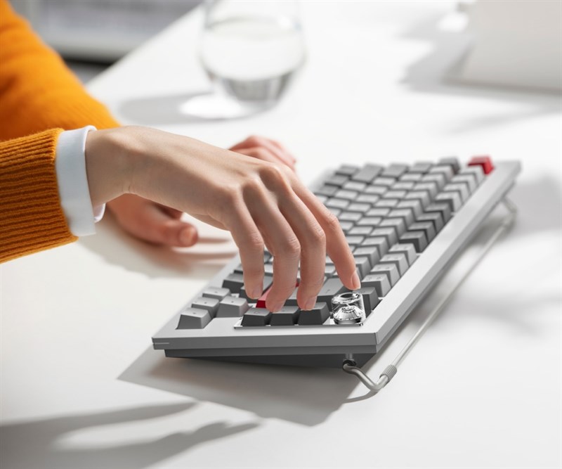 OnePlus Keyboard 81 Pro có hai chế độ kết nối – Bluetooth và có dây