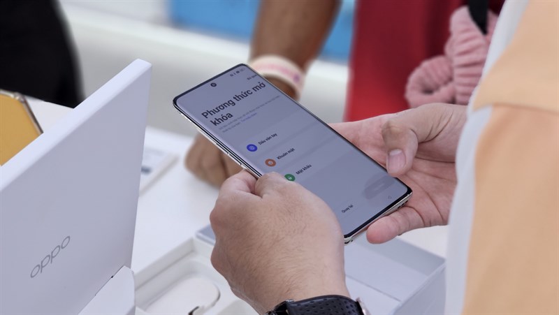 Toàn cảnh sự kiện giao OPPO Reno8 T Series đầu tiên cho khách hàng Toàn cảnh sự kiện giao OPPO Reno8 T Series đầu tiên cho khách hàng