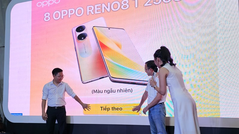 Toàn cảnh sự kiện giao OPPO Reno8 T Series đầu tiên cho khách hàng Toàn cảnh sự kiện giao OPPO Reno8 T Series đầu tiên cho khách hàng