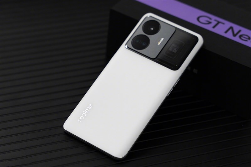 Trên tay realme GT Neo5 Trên tay realme GT Neo5