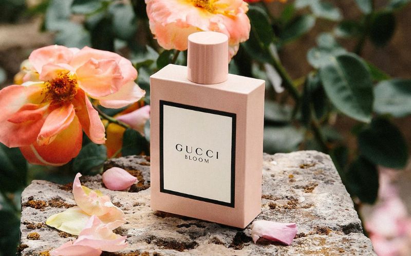 Perfume, a surprising Valentine's gift for your wife